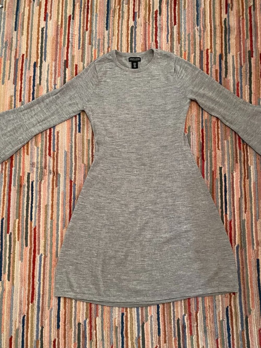 Adrienne Vittadini 100% Wool Grey Sweater Dress Bell Sleeves, Size M Knee Length